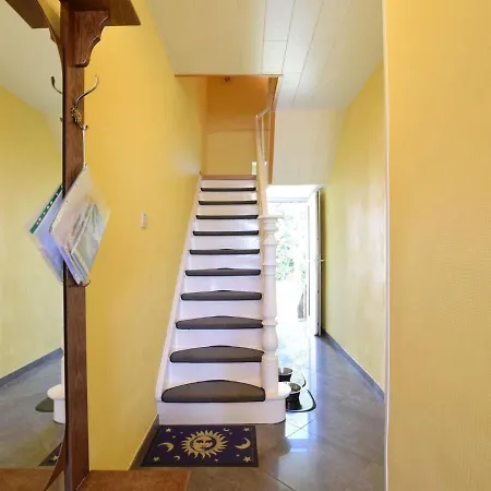 度假居 Cozy Near The Forest In Bovigny