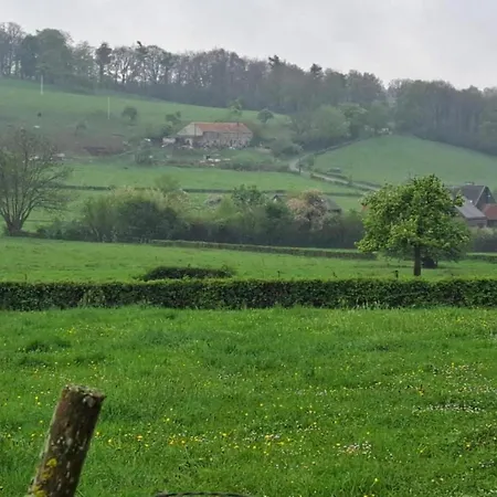 度假居 Cozy Near The Forest In Bovigny *